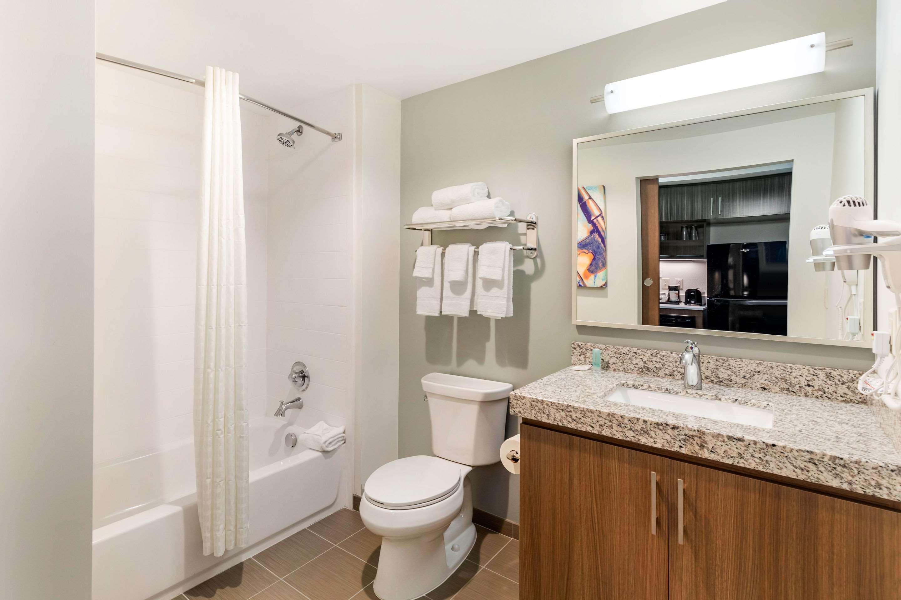 Mainstay Suites Lancaster Dallas South Eksteriør bilde