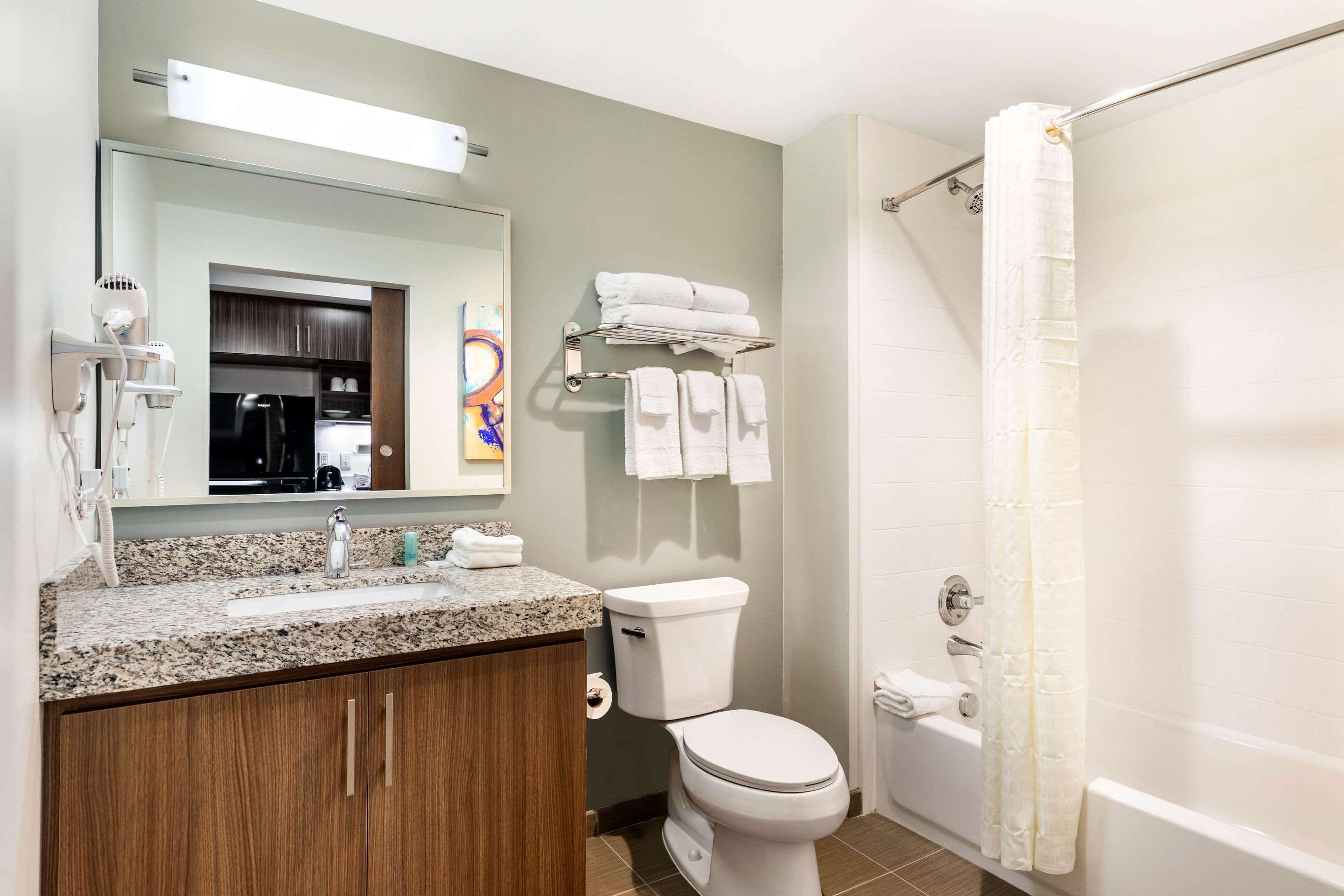 Mainstay Suites Lancaster Dallas South Eksteriør bilde