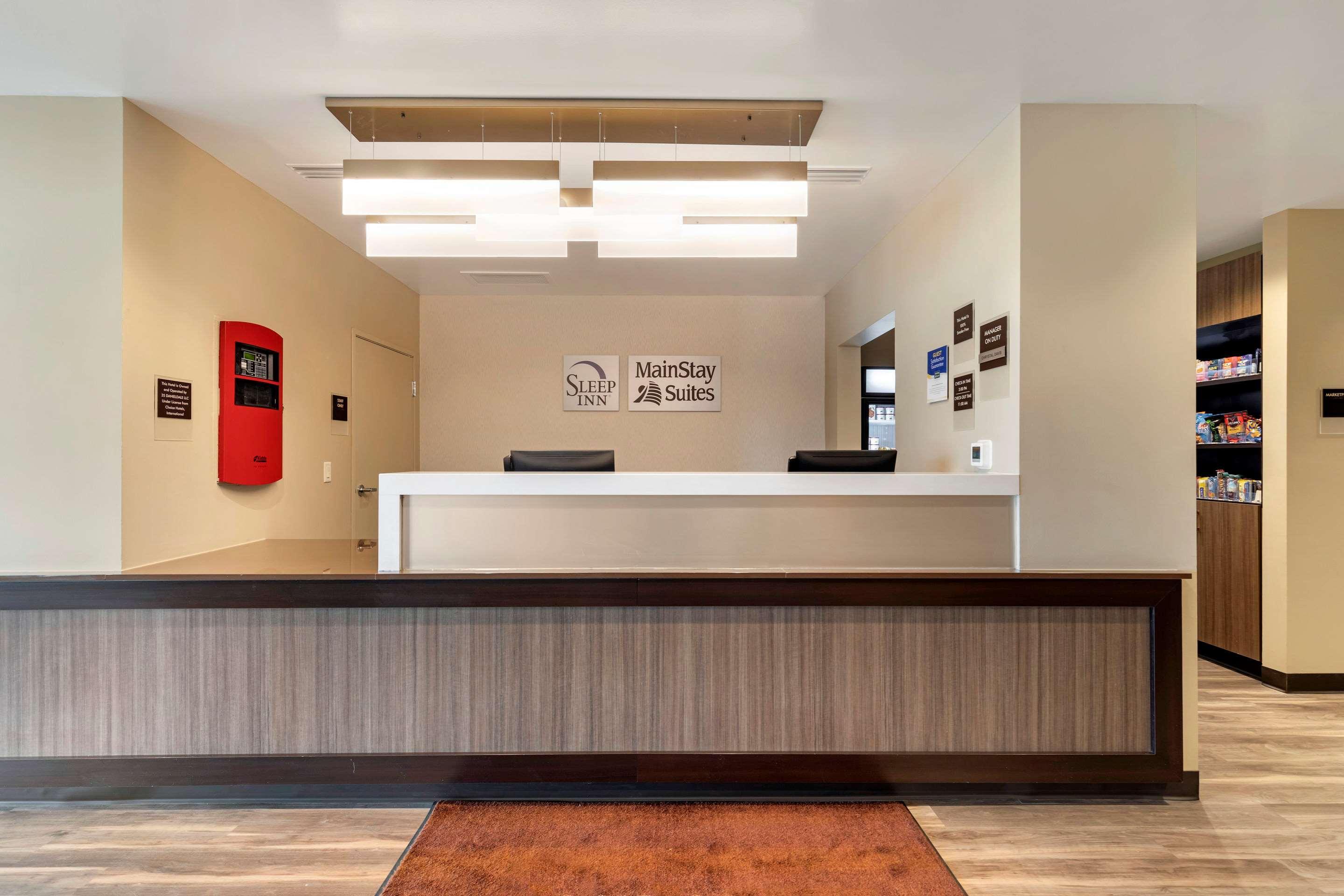 Mainstay Suites Lancaster Dallas South Eksteriør bilde